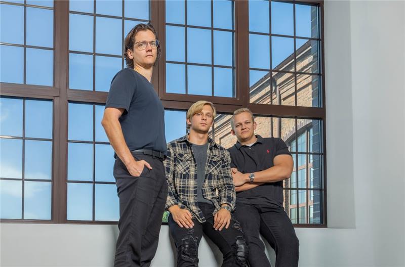 Bójka w autobusie, agresja w taksówce? Polska apka reaguje w sekundę