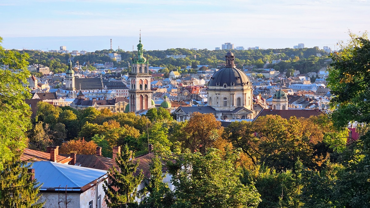 Lwów. Życie w cieniu wojny
