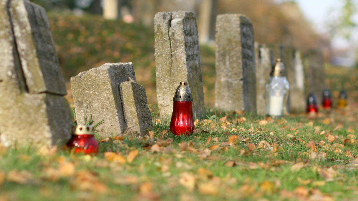 Znicze z Polski to hit w Niemczech. Chiński szajs nie ma szans