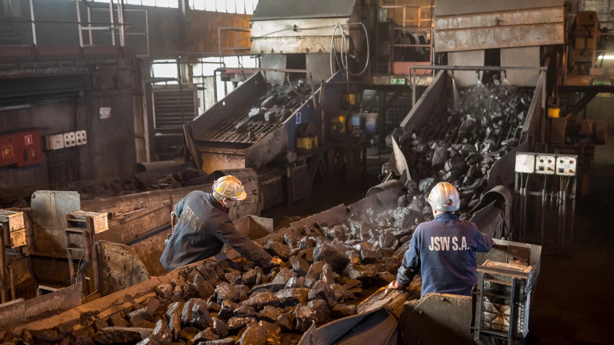 Ostre cięcia w JSW. Ludzie nie wytrzymują: związkowcy to pasożyty