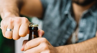 Pracownik pod wpływem? Odpowie pracodawca i to podwójnie