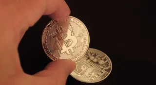 20 proc. w dół w miesiąc. Bitcoin w tarapatach