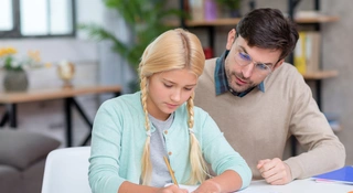 Edukacja w Polsce nie działa. Rodzice i uczniowie płacą wysoką cenę