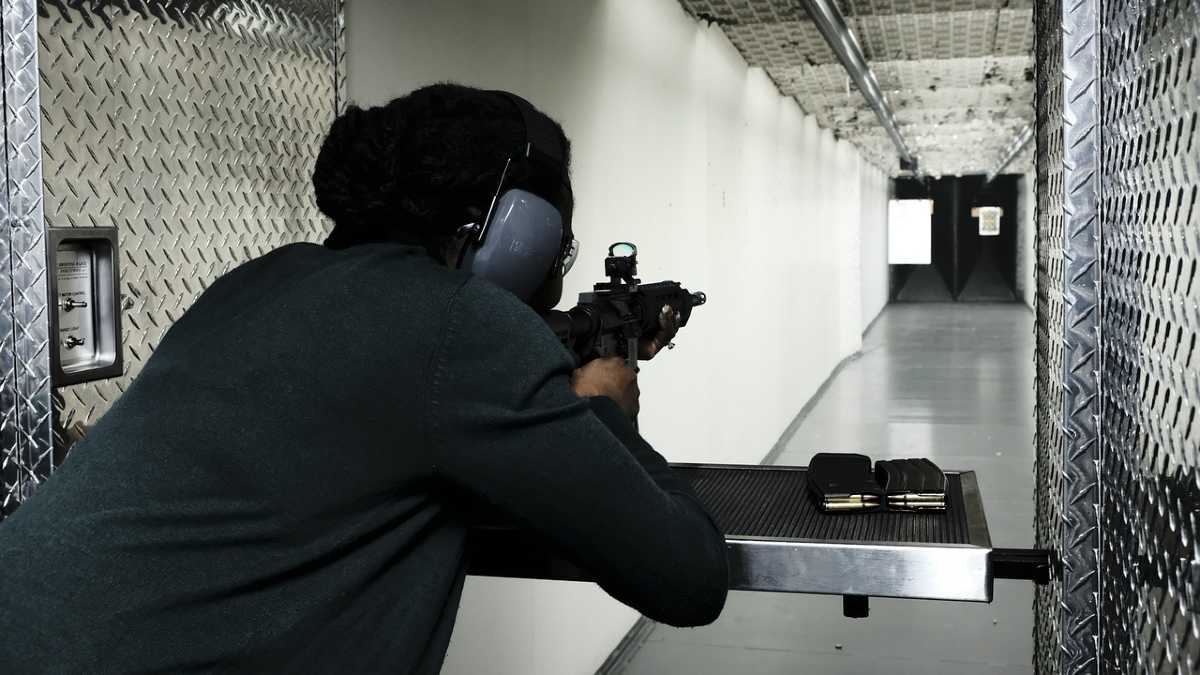 Pozwolenie na broń. Wielu chętnych odpada na ostatniej prostej