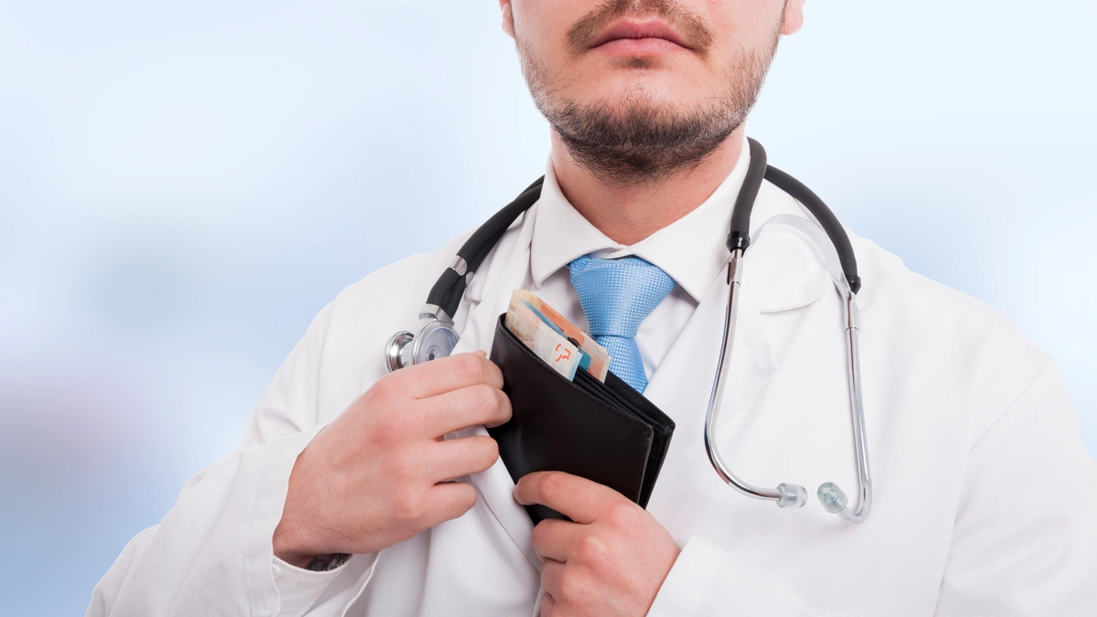 lekarze z polsce zarobki