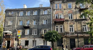 Odziedziczyła mieszkanie po rodzicach. Skarbówka zapukała po podatek