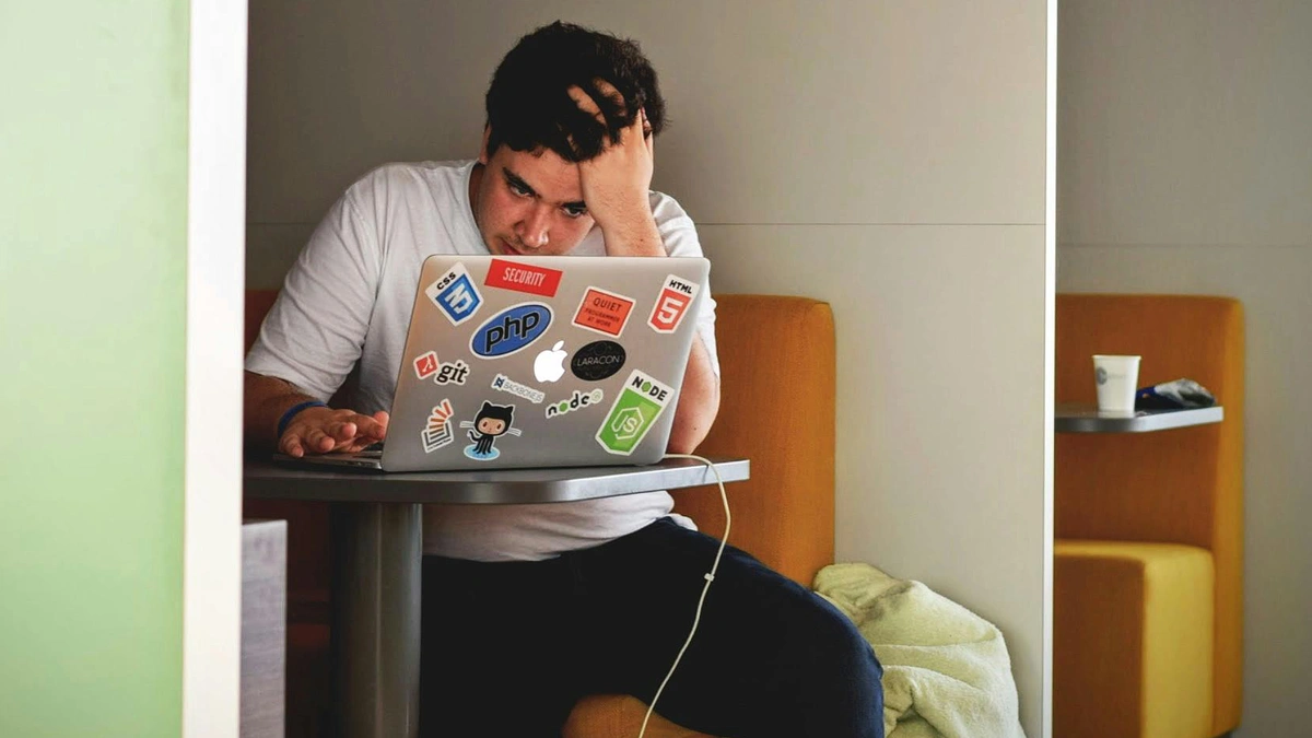 Mobbing i dyskryminacja. Co robić, gdy w pracy źle się dzieje