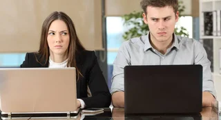 Rynek pracy hamuje. Bezrobocie najwyżej od 2021, ofert jak na lekarstwo