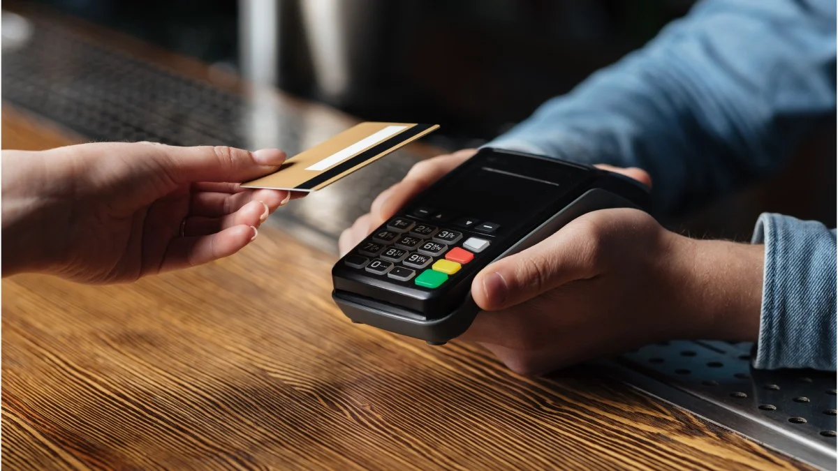 Jak płacić kartą bez internetu