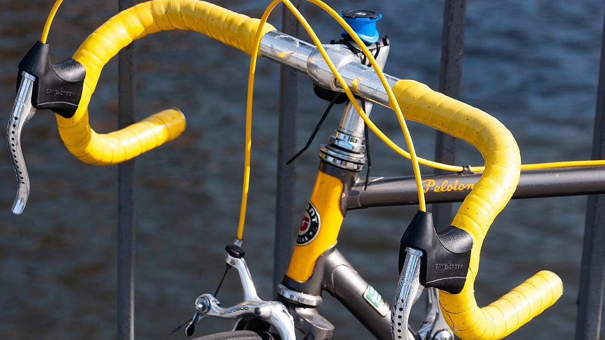 Wypadek na rowerze lub hulajnodze. Jak dostać odszkodowanie?