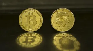 Dolary w cyfrowej wersji szturmują banki. Nadzór nie nadąża