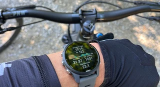 Przychodzi baba do lekarza. A lekarz: jestem z botem