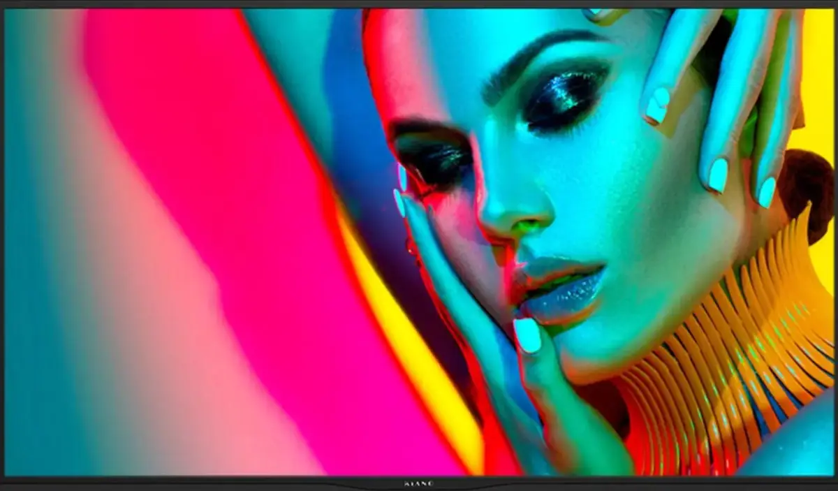 Prezenty 2025. Polacy wybierają sprytnie, Carrefour pokazał, co kupujemy