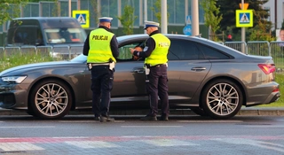 Konfiskata auta za picie. Myślał, że schowa samochód – zapłacił 40 tys. zł