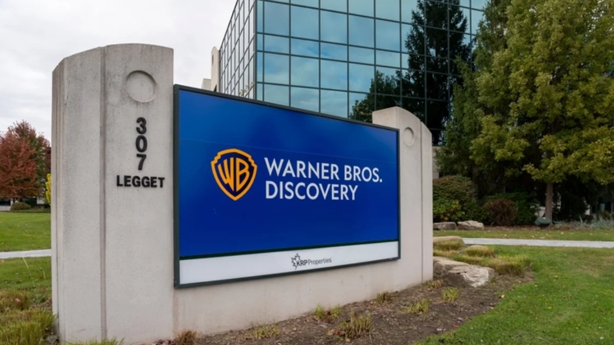 netflix worner bros discover