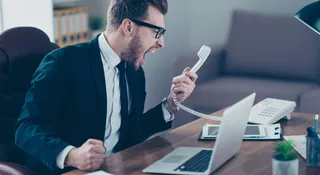 Zapomnij o dodatkowym dniu wolnym. Będziesz tyrał w soboty i to do 21.00