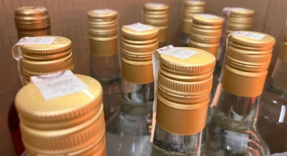 Biedronka wciska nam wódkę w promocji. „Specjalnie dla Ciebie litr czystej”