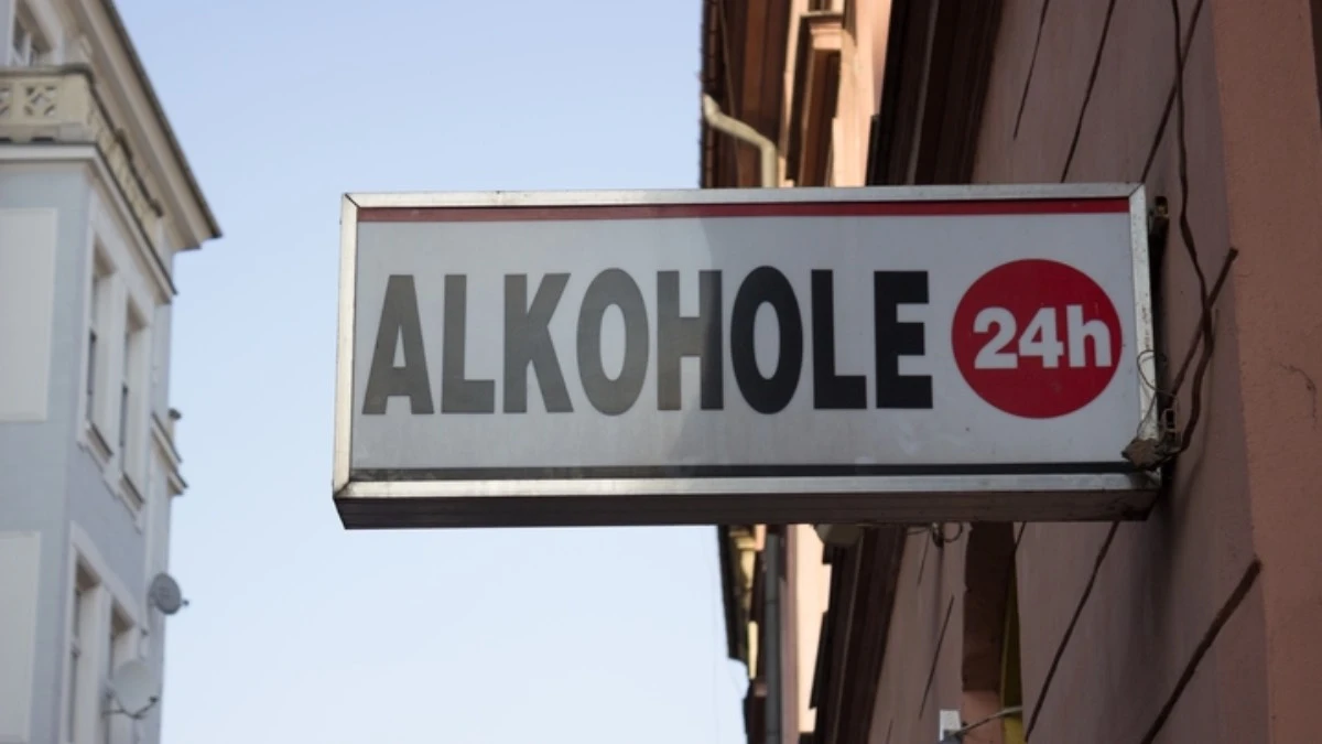 zakaz nocnej sprzedaży alkoholu