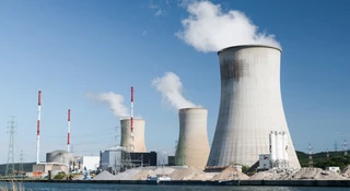 Rząd sypnął obligacjami. Miliardy na polski atom