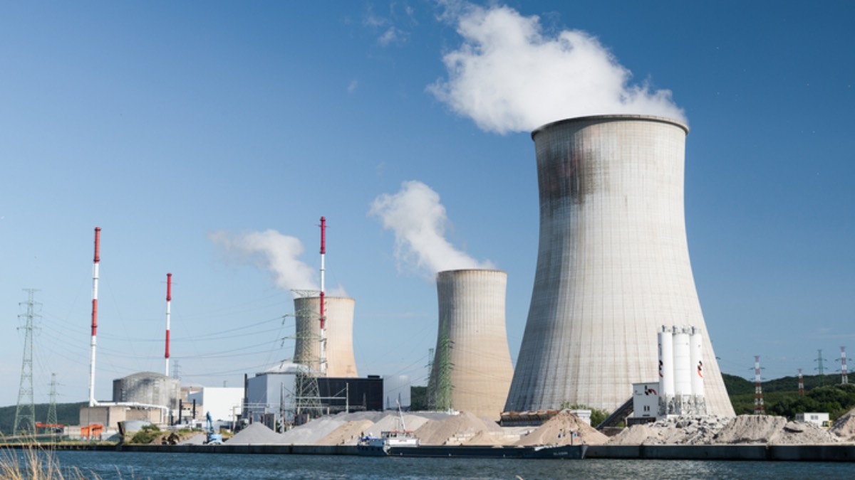 Rząd sypnął obligacjami. Miliardy na polski atom