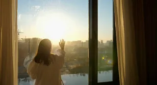 Okno przyszłości. Wygląda jak drewno, działa lepiej niż szkło