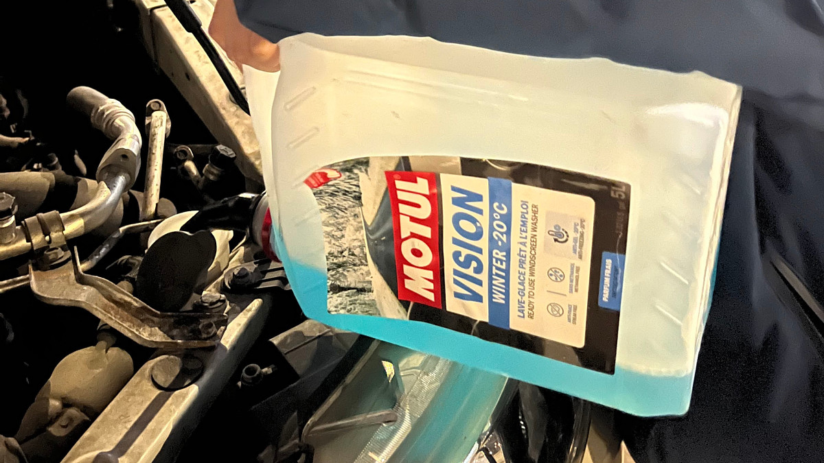 Uwaga na płyny do spryskiwaczy. Stężenie trucizny przekracza normy