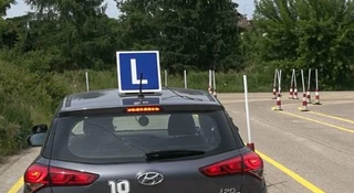 Prawko w kosztach firmy? Przedsiębiorca rozśmieszył skarbówkę