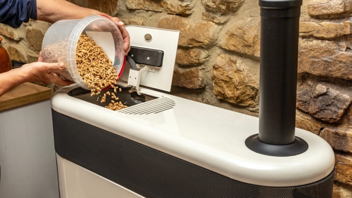 Polacy wykupili pellet. Potrzebujesz szybko, płacisz 4000 zł za tonę