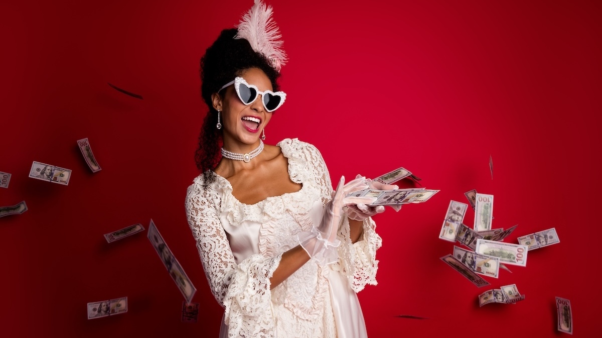 Ile trzeba zarabiać w Polsce, żeby być bogatym