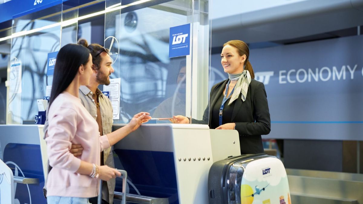 LOT sprzedaje tanie bilety. Największa promocja w roku