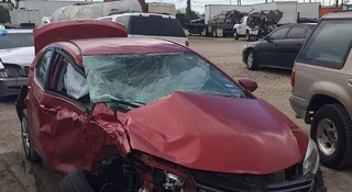 Prawniczka sprowadziła rozbite auto z USA. Fiskus: proszę odliczyć 50 proc.