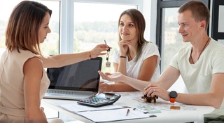 Koniec chudych lat dla deweloperki? Mówią, że będzie łatwiej o własne M