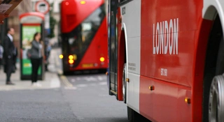 Lecisz do Wielkiej Brytanii? Paszport już nie wystarczy