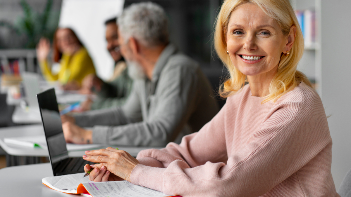 Pokoleniowa przepaść. To seniorzy są liderami cyberbezpieczeństwa