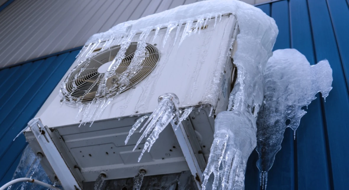 Image for „Pompy ciepła zamarzły. Co to za szajs?” W sieci się zagotowało