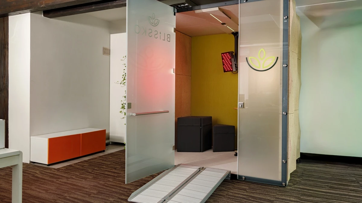 Korpoludki dostały nową budkę. Tym razem do terapii światłem