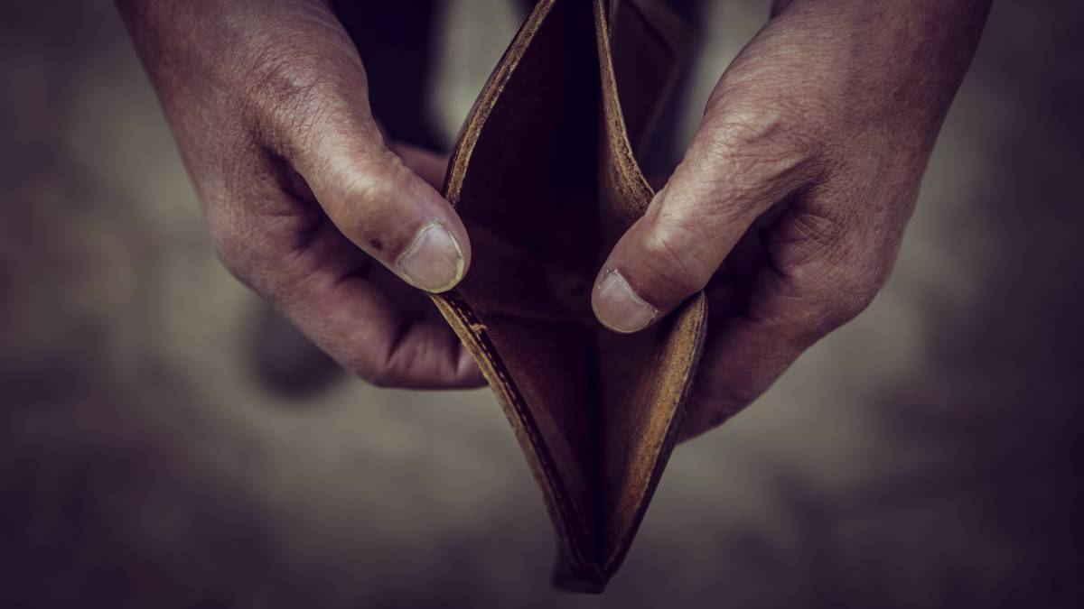 70 lat i 100 mln długu. Najbardziej zadłużony Polak nie zwalnia tempa