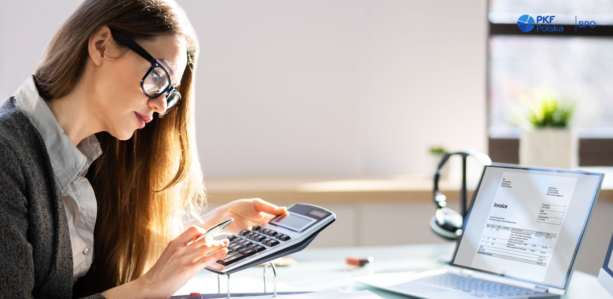 Outsourcing księgowości (outsourcing księgowy) – strategiczne korzyści, oszczędności oraz wady i zalety tego modelu finansowo-księgowego