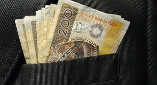 Miliardy długów pod świątecznym lukrem. BIG InfoMonitor o kondycji handlu