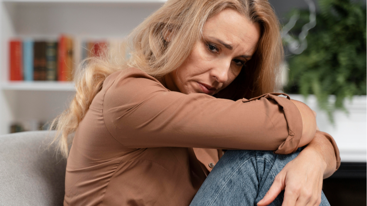 Wolą poduszkę finansową od kwiatów. Polki redefiniują priorytety