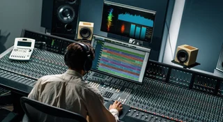 Zarabiał miliony na muzyce, której nikt nie słuchał. Aż znalazł go prokurator