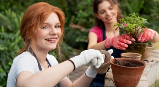 100 proc. wyższe zarobki? Polacy machają ręką na takie oferty pracy