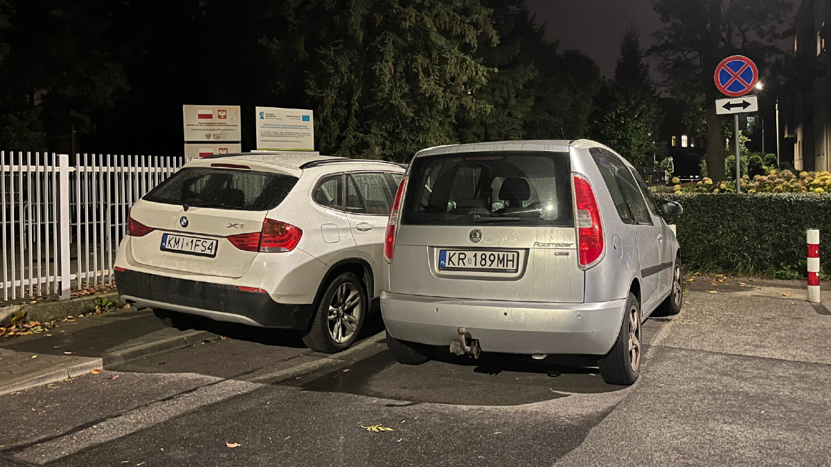 Chciał sprzedać firmowe auto pracownikowi. Skarbówka: dolicz VAT