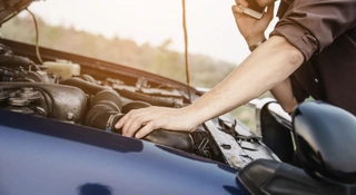 Amatorzy używanych aut na widelcu. Oszuści mają używanie