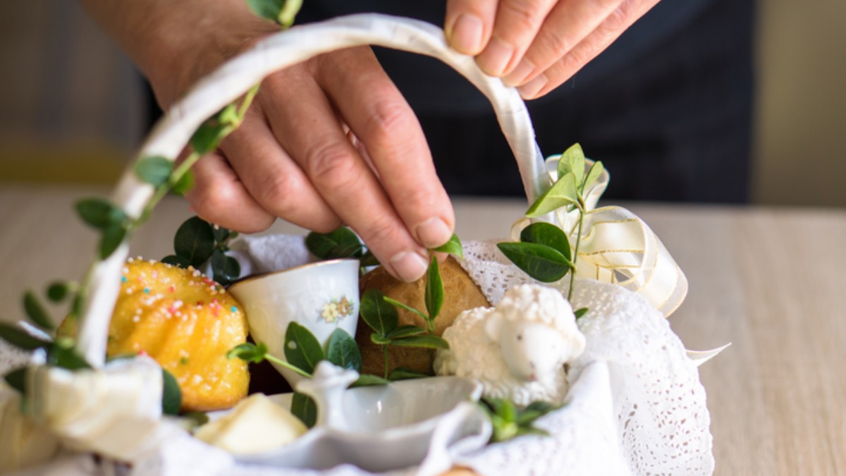 Polacy polują na promocje przed Wielkanocą. Jajka i majonez nie są must have