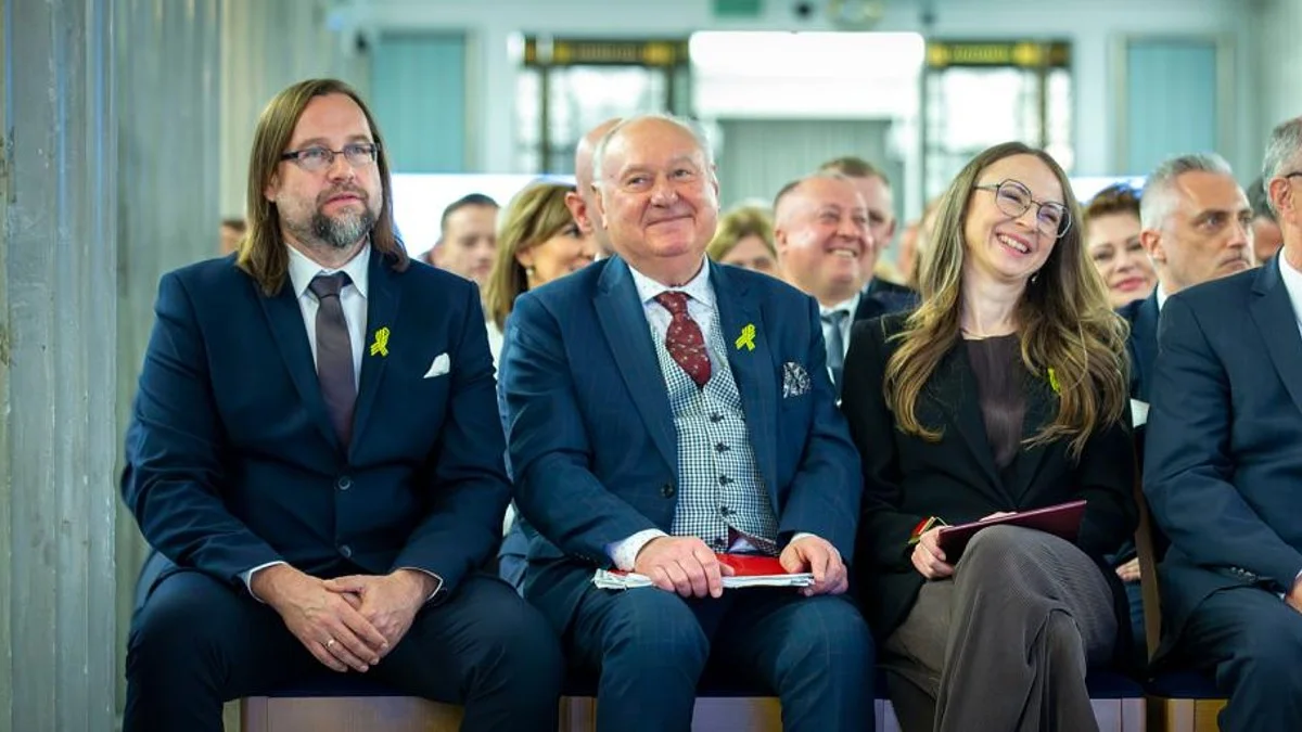 Bez etatu, pracy, ochrony. Szef PIP ostro: to dehumanizacja