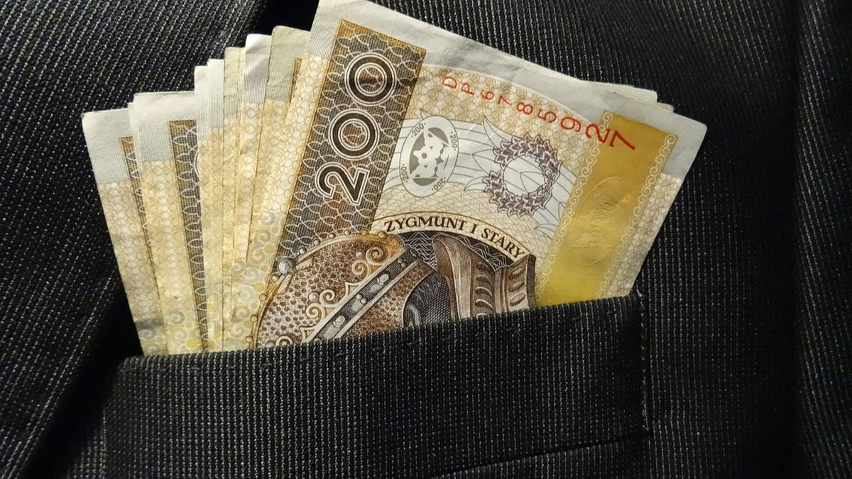 Czy można mówić, ile się zarabia? Prawo jest jasne