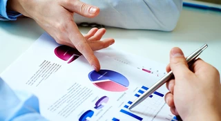 Stopy procentowe już spadły. Dlaczego raty kredytów nie maleją tak szybko, jak oczekiwali Polacy?