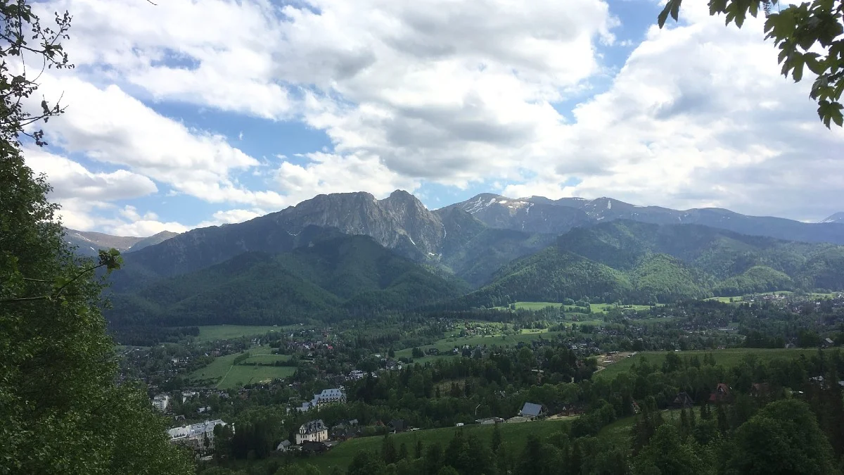 Koniec szpecących reklam pod Tatrami. Zakopane odsłoni góry