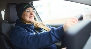 Uber, ale dla samochodów. Finowie chcą wywrócić do góry nogami logistykę samochodów w Polsce